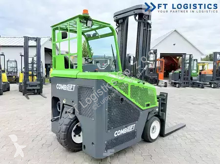 Многоходовой погрузчик Combilift