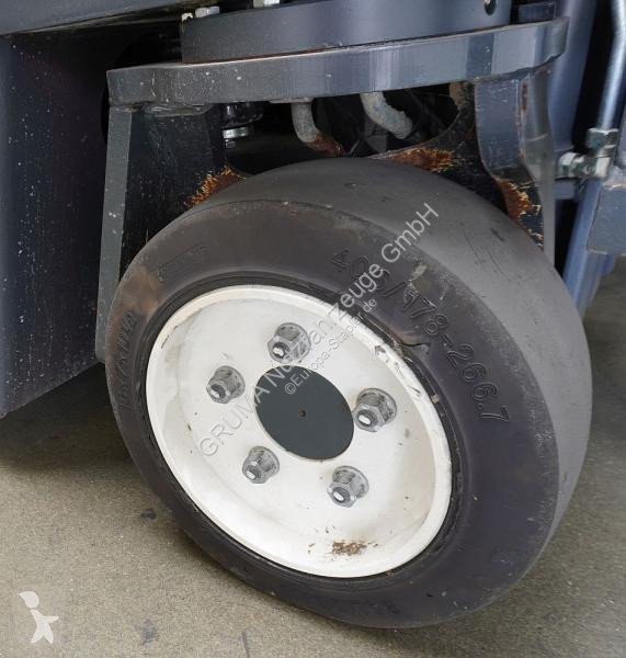 رافعة شوكية متعددة الاتجاهات Combilift  CB2500LPG