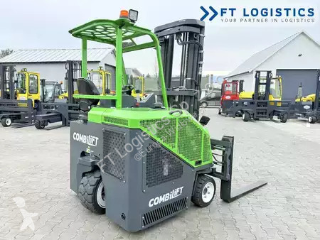 رافعة شوكية متعددة الاتجاهات Combilift