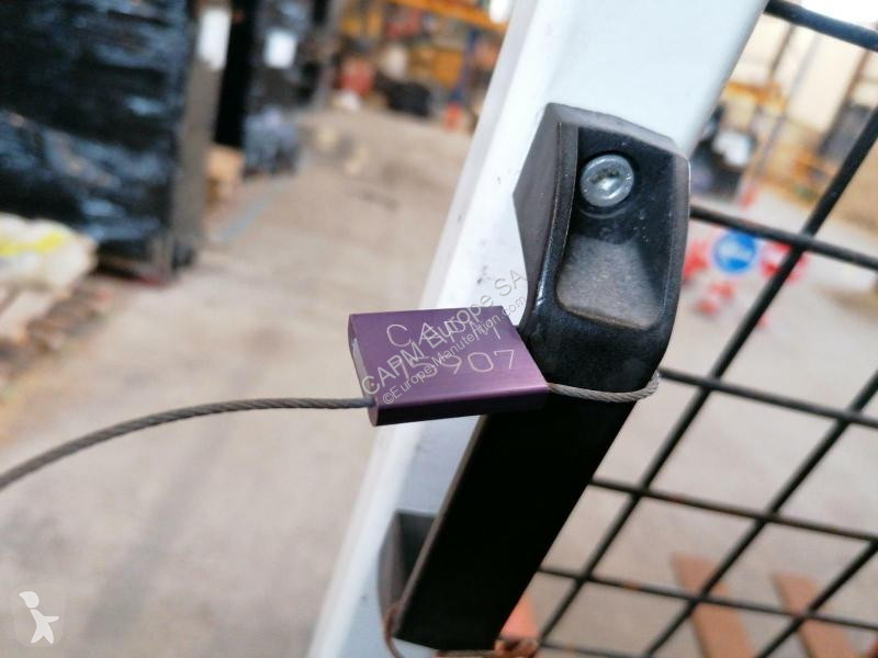 Empilhador multi direccional Combilift  ESA30