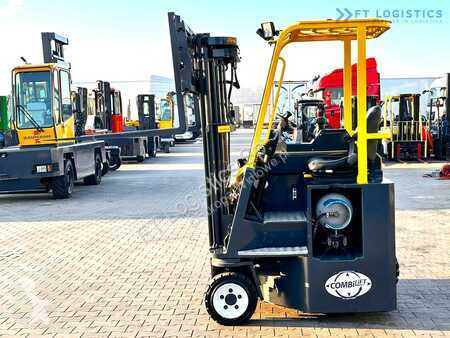 Stivuitor multidirectional Combilift