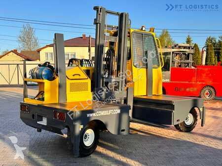 Stivuitor multidirectional Combilift