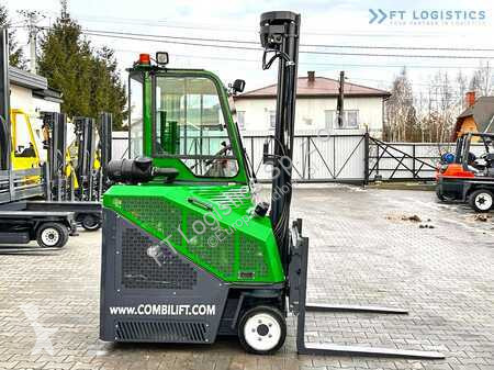 Stivuitor multidirectional Combilift