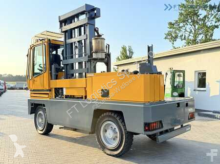 Stivuitor multidirectional Baumann