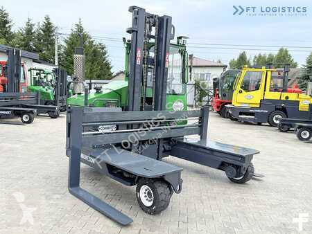 Stivuitor multidirectional Combilift