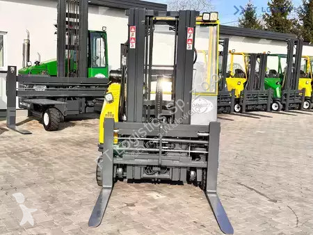 Štvorcestný vysokozdvižný vozík Combilift
