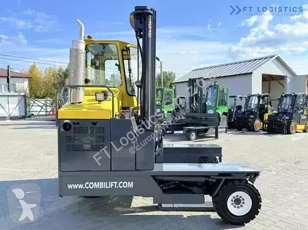 Štvorcestný vysokozdvižný vozík Combilift