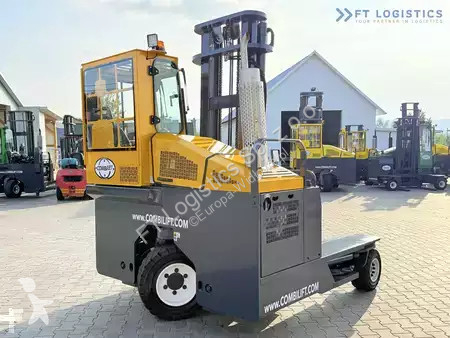 Štvorcestný vysokozdvižný vozík Combilift