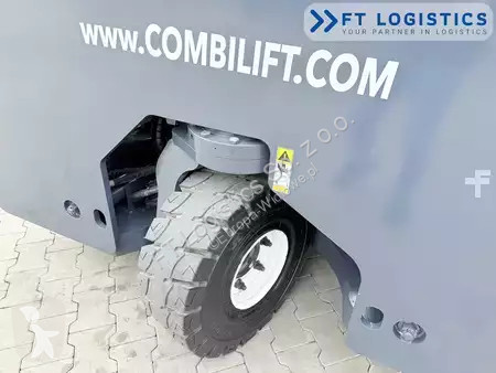 Štvorcestný vysokozdvižný vozík Combilift