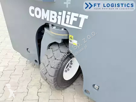 Štvorcestný vysokozdvižný vozík Combilift