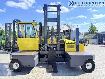 Stivuitor multidirectional Combilift