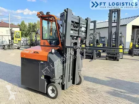 Stivuitor multidirectional Combilift