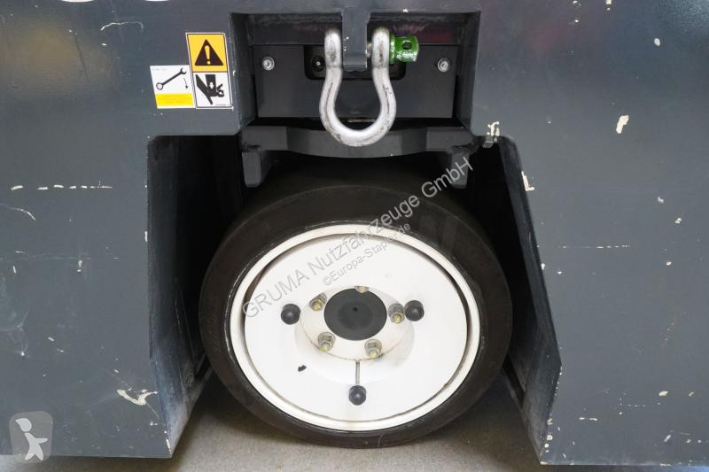Многопосочен кар Combilift  CBE3000