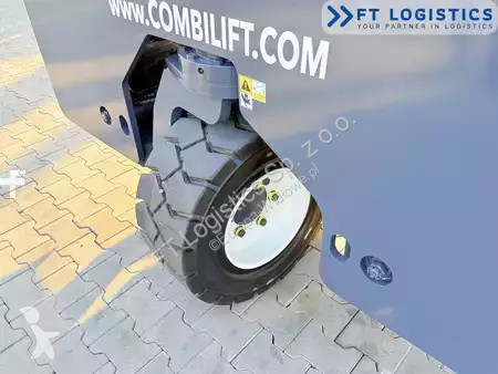 رافعة شوكية متعددة الاتجاهات Combilift