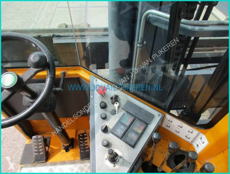 رافعة شوكية متعددة الاتجاهات Combilift c8000...