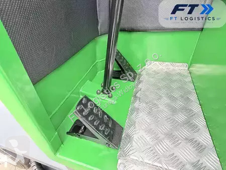 多向叉车 Combilift