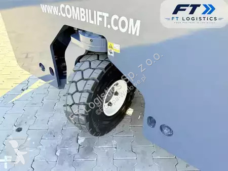 Stivuitor multidirectional Combilift