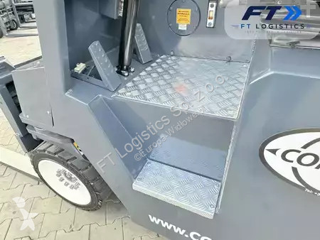 Chariot multidirectionnel Combilift