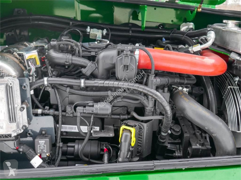 Empilhador multi direccional Combilift