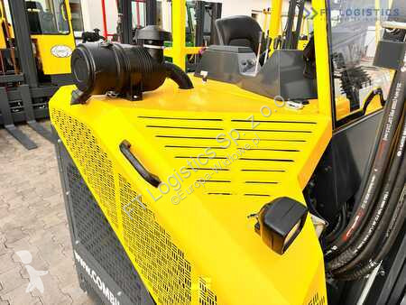 Stivuitor multidirectional Combilift