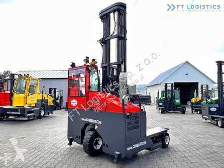 Empilhador multi direccional Combilift