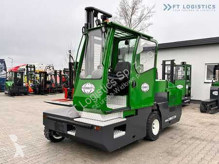 Stivuitor multidirectional Combilift