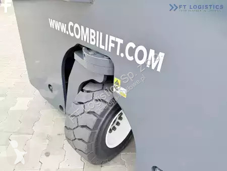 Štvorcestný vysokozdvižný vozík Combilift