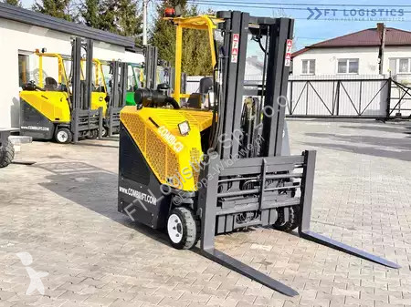 Štvorcestný vysokozdvižný vozík Combilift