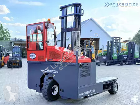 Štvorcestný vysokozdvižný vozík Combilift