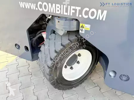 Štvorcestný vysokozdvižný vozík Combilift