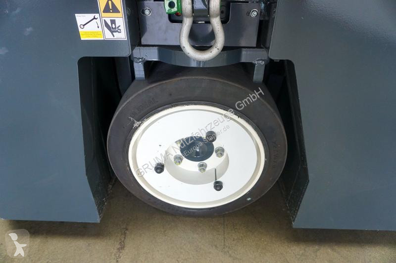 Многопосочен кар Combilift  CBE3000