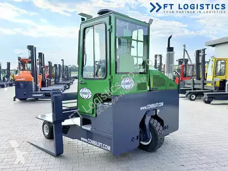 Многопосочен кар Combilift