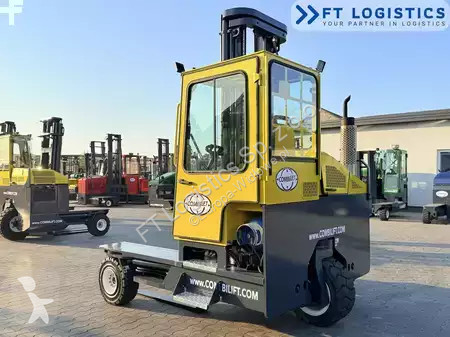 رافعة شوكية متعددة الاتجاهات Combilift