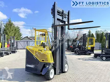 Многоходовой погрузчик Combilift