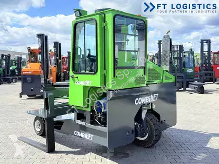 Многоходовой погрузчик Combilift