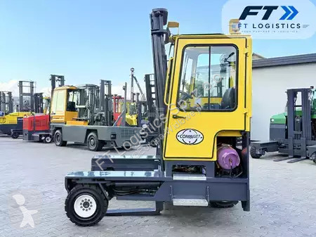 Stivuitor multidirectional Combilift