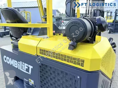 رافعة شوكية متعددة الاتجاهات Combilift