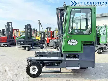 Stivuitor multidirectional Combilift