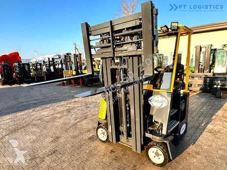 Stivuitor multidirectional Combilift