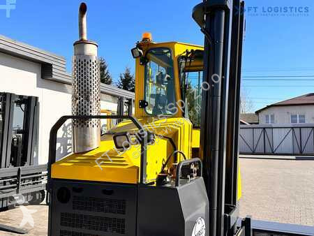Stivuitor multidirectional Combilift