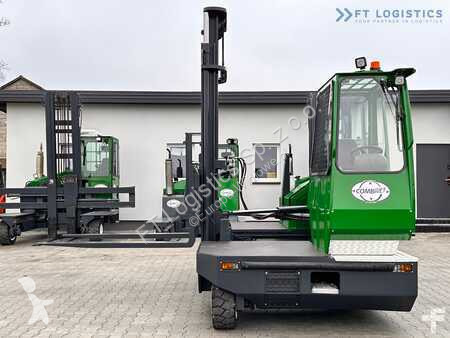 Stivuitor multidirectional Combilift