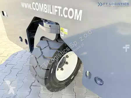 Štvorcestný vysokozdvižný vozík Combilift
