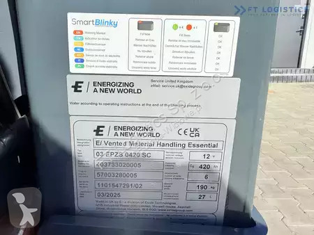 Štvorcestný vysokozdvižný vozík Combilift