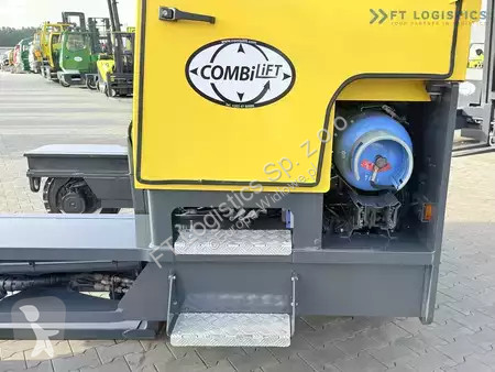 Štvorcestný vysokozdvižný vozík Combilift