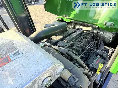 Štvorcestný vysokozdvižný vozík Combilift