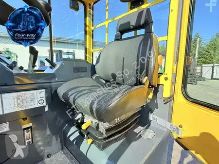 Stivuitor multidirectional Combilift