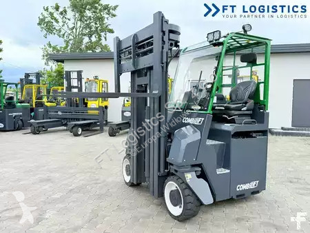 Stivuitor multidirectional Combilift