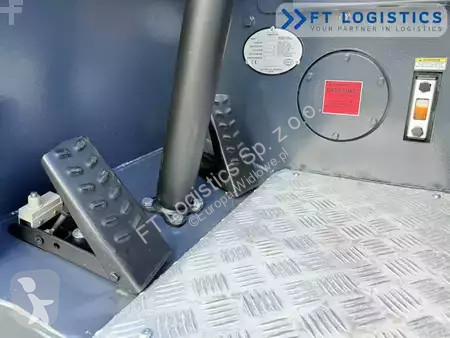 رافعة شوكية متعددة الاتجاهات Combilift