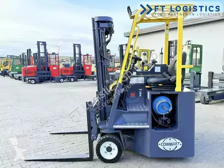 رافعة شوكية متعددة الاتجاهات Combilift