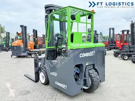 رافعة شوكية متعددة الاتجاهات Combilift